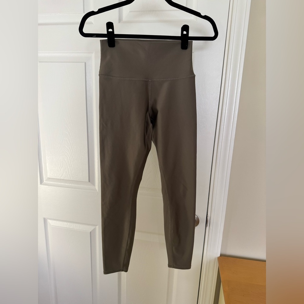 ALO Yoga 7/8 Airlift Leggings - Small